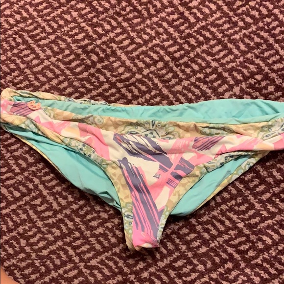 Maaji bikini - Picture 3 of 5